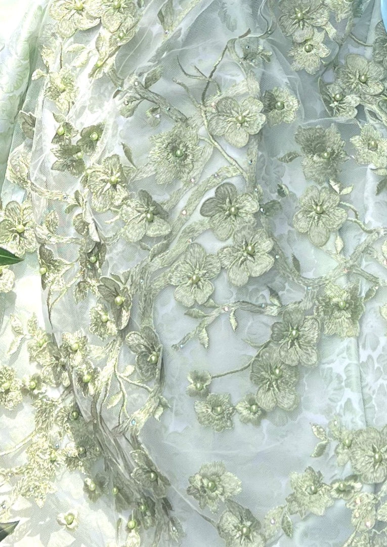 Zartes Dirndl in Grün-Hellblau, florales Design, 70cm